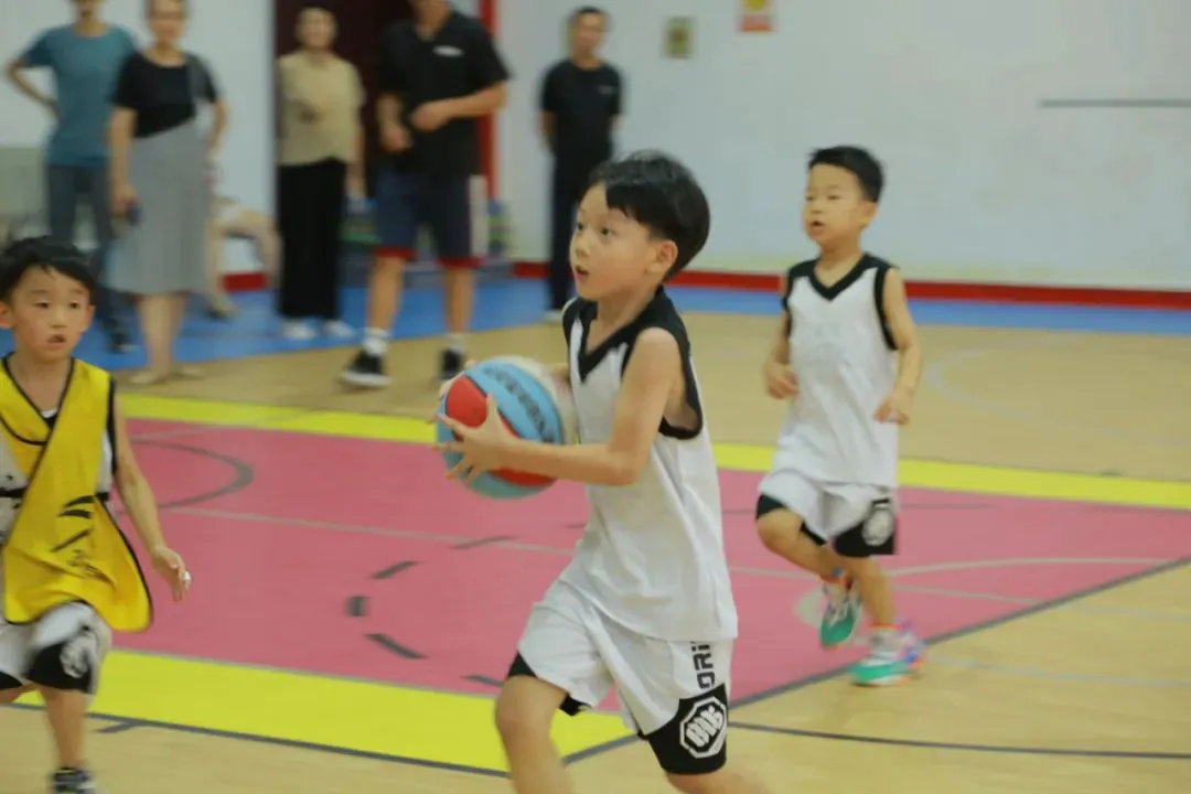 篮球小学生基本功训练教学反思总结_1